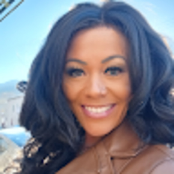 Meet your Posher, Robynn - Picture 1 of 1